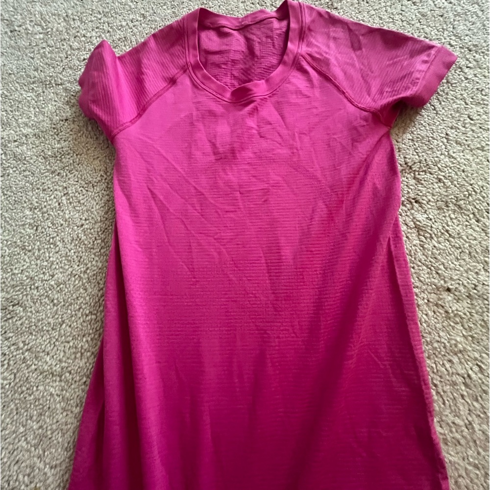 Lululemon hot pink swiftly tech